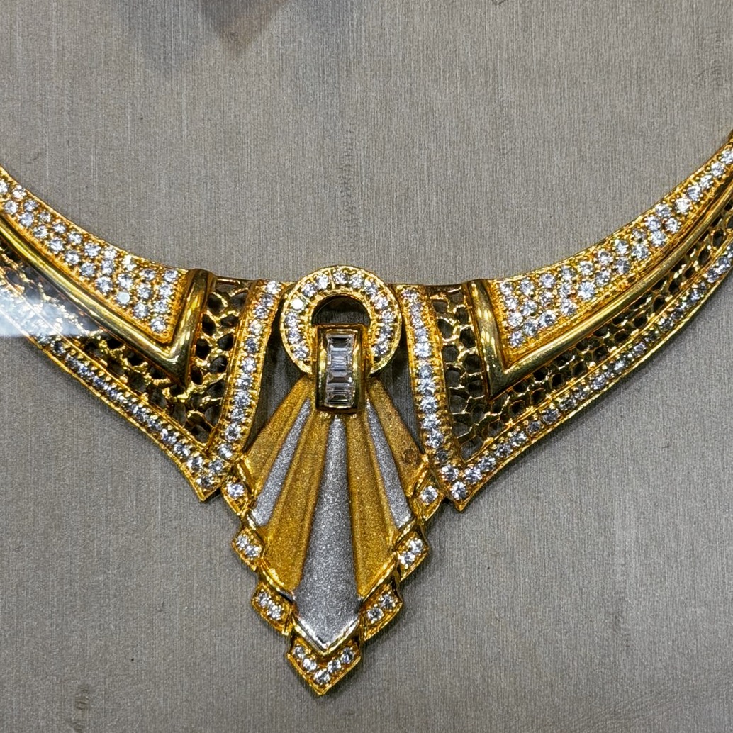 Handcrafted gold necklace